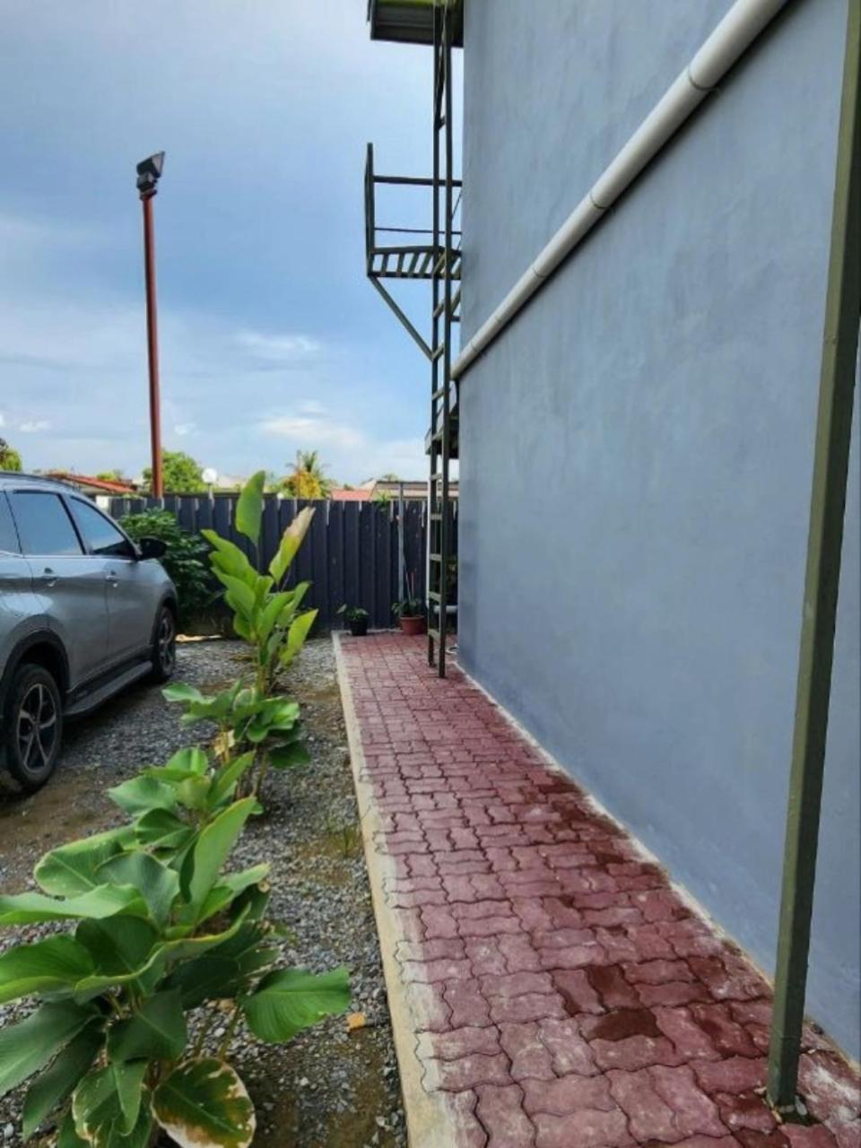 Homestay Grapevine Garden *